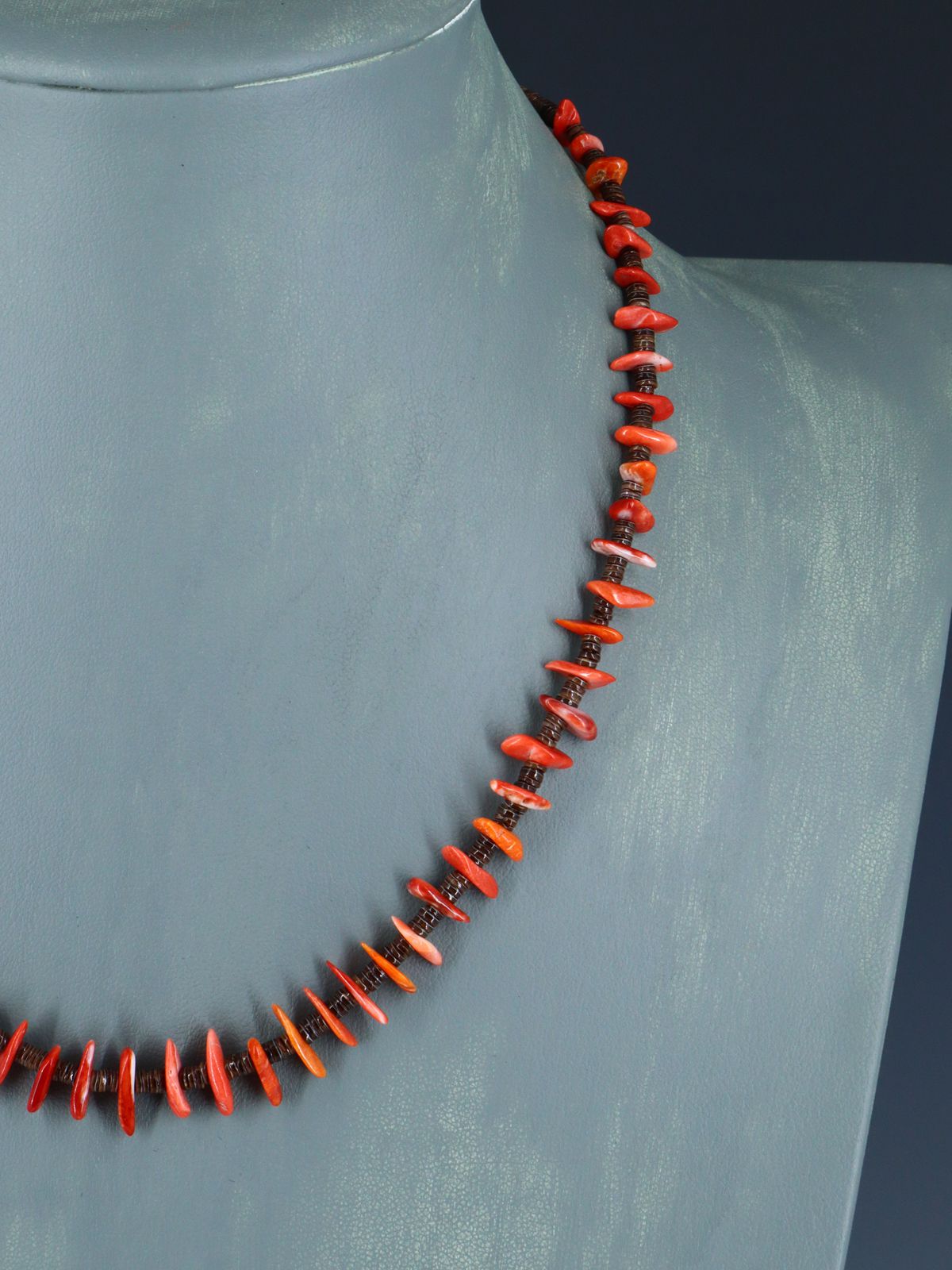 Native American Spiny Oyster Heishi Choker Necklace